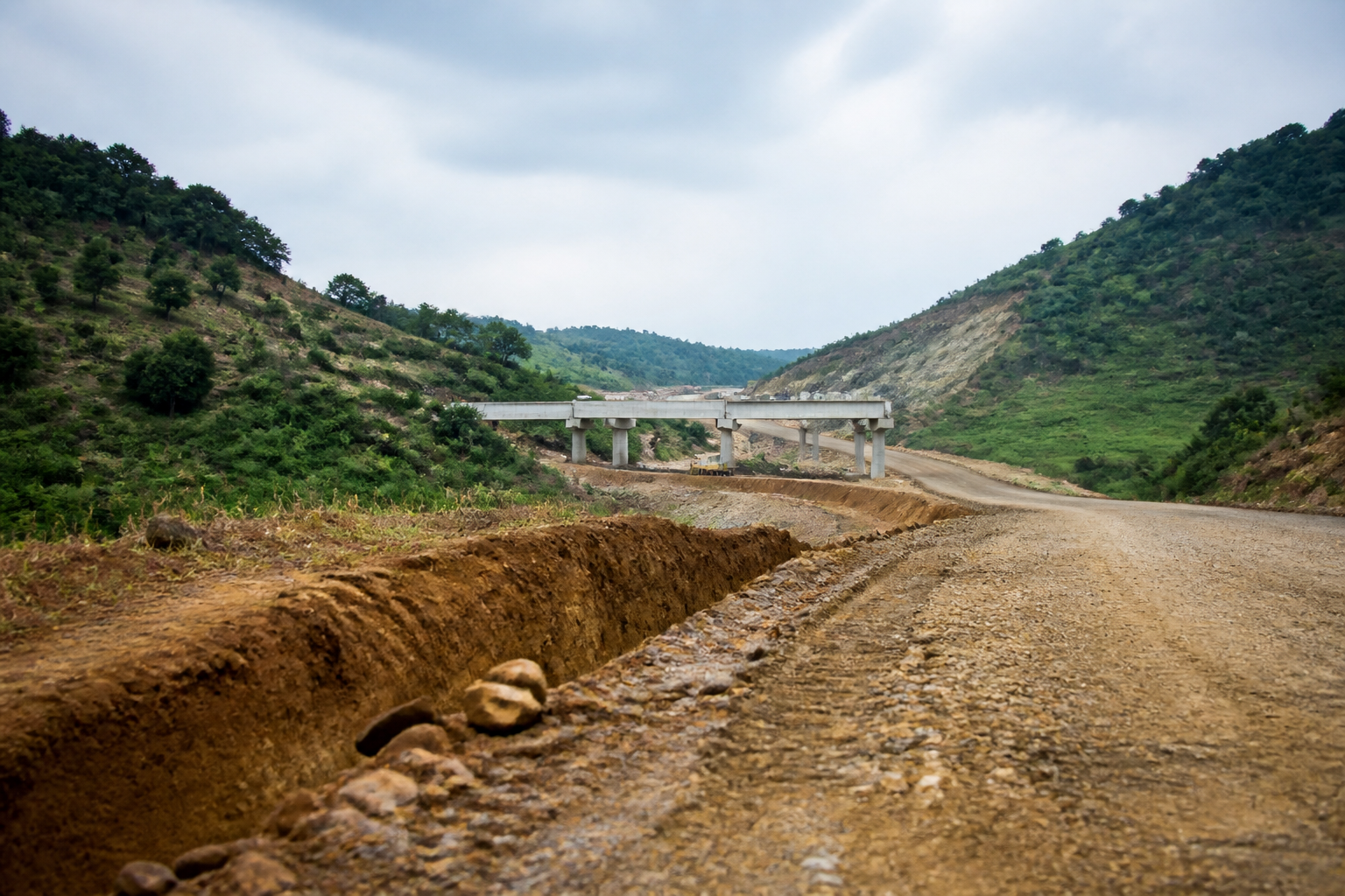 Duna Aszfalt Repays HUF 126 Billion of EXIM and MFB Bonds Early. Hungary's HUF 101 Billion Guarantee Comes Off a Half-Built African Toll Road